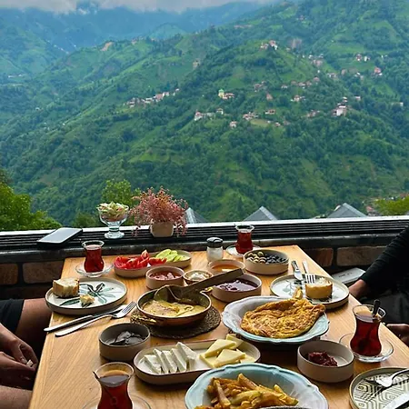 Hotel Rahatla Bungolow Çamlıhemşin