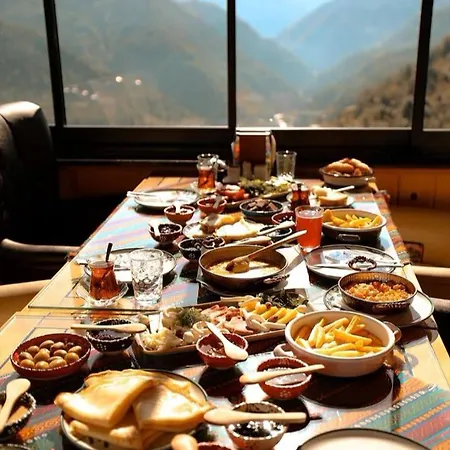 Rahatla Bungolow Hotel Camlihemsin